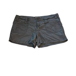 Max rave shorts size 13